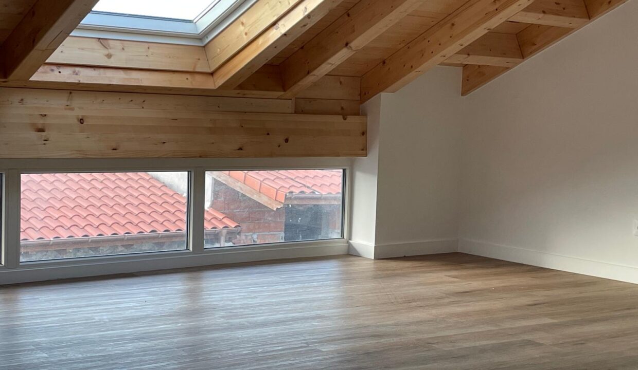 WhatsApp Image 2025-04-25 at 10.59.11 (2)